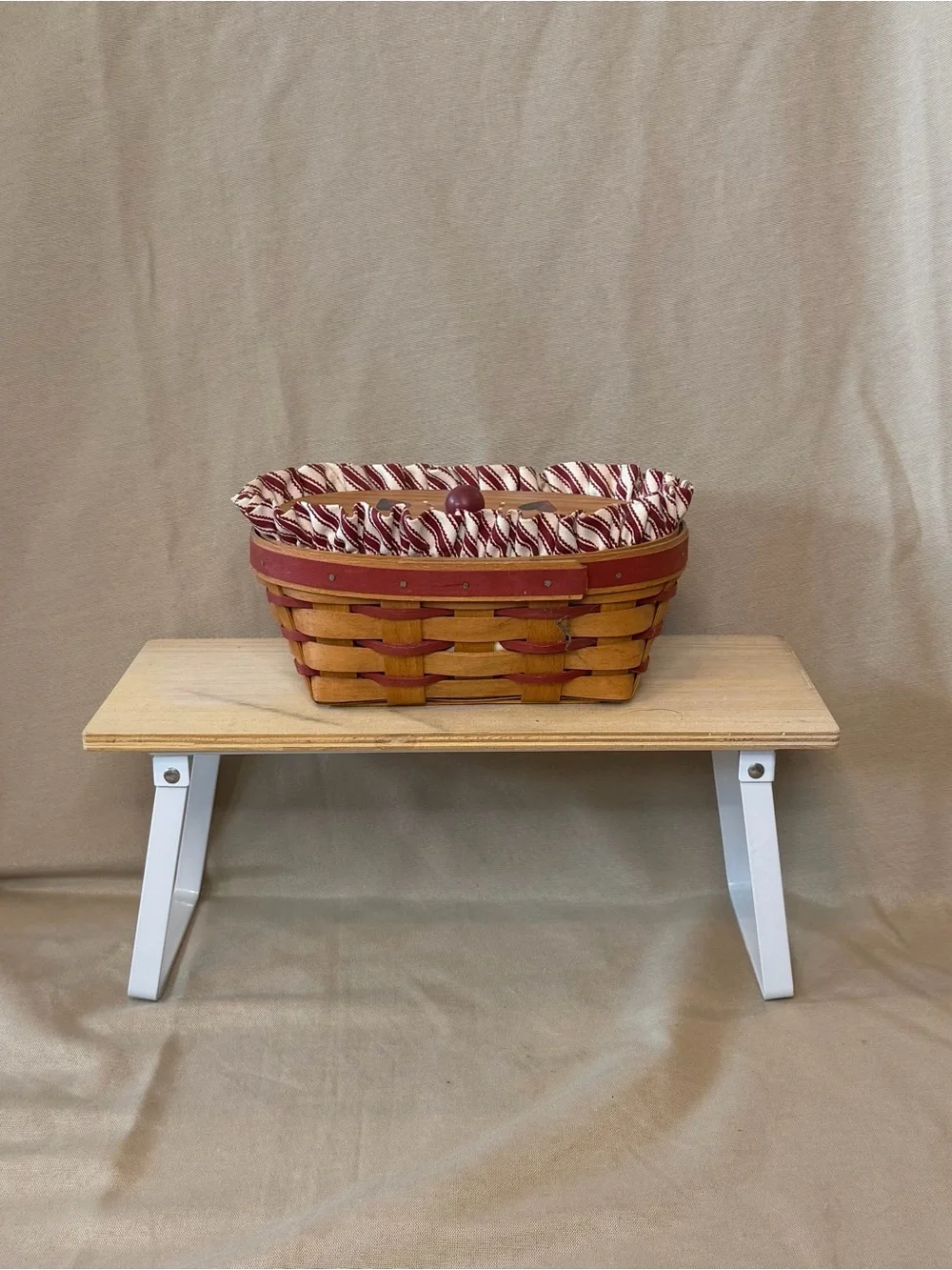 Longaberger Red & Natural Woven Basket with Patterned Fabric Liner Hearts Lid
